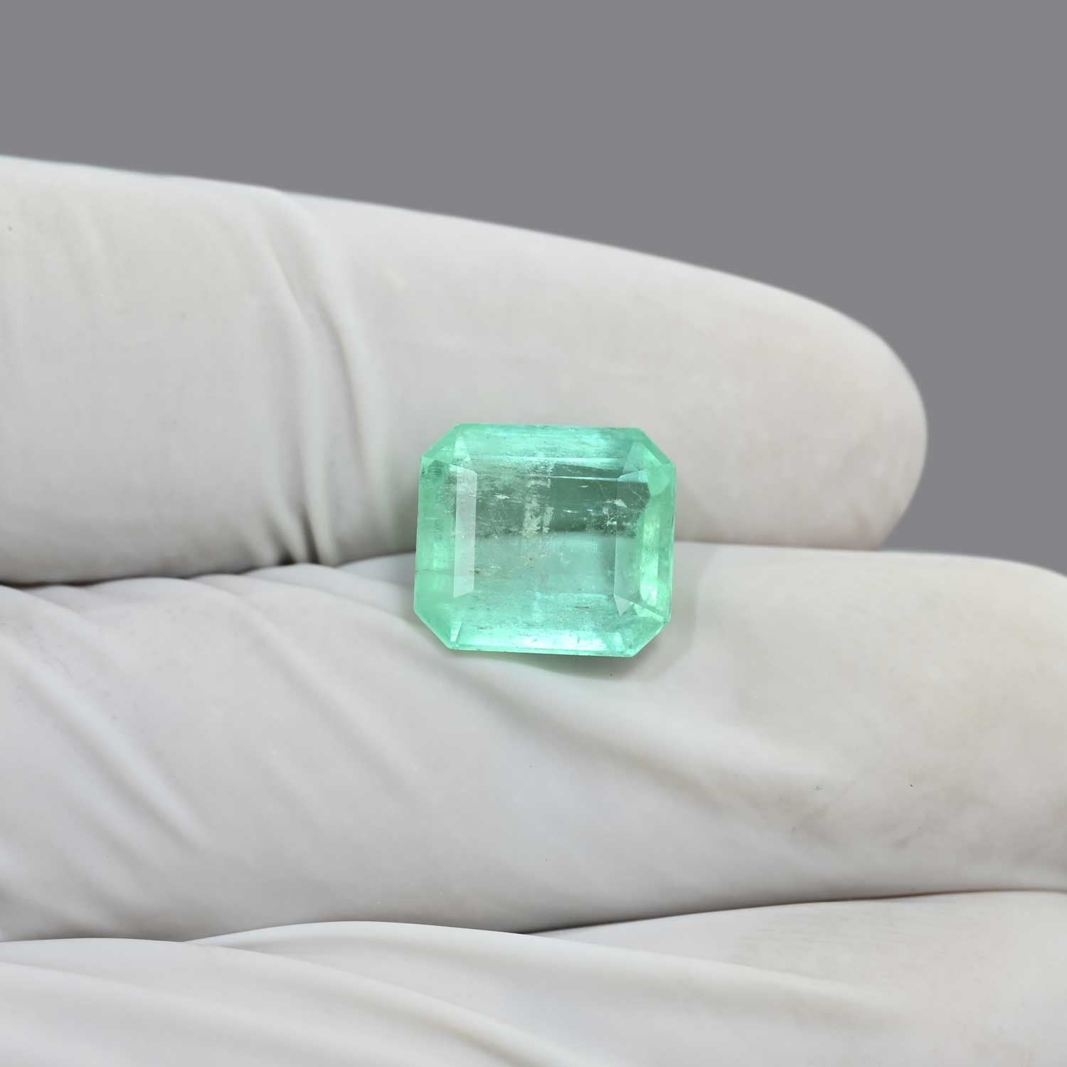 Colombian Emerald (Panna) 5.07 Carat