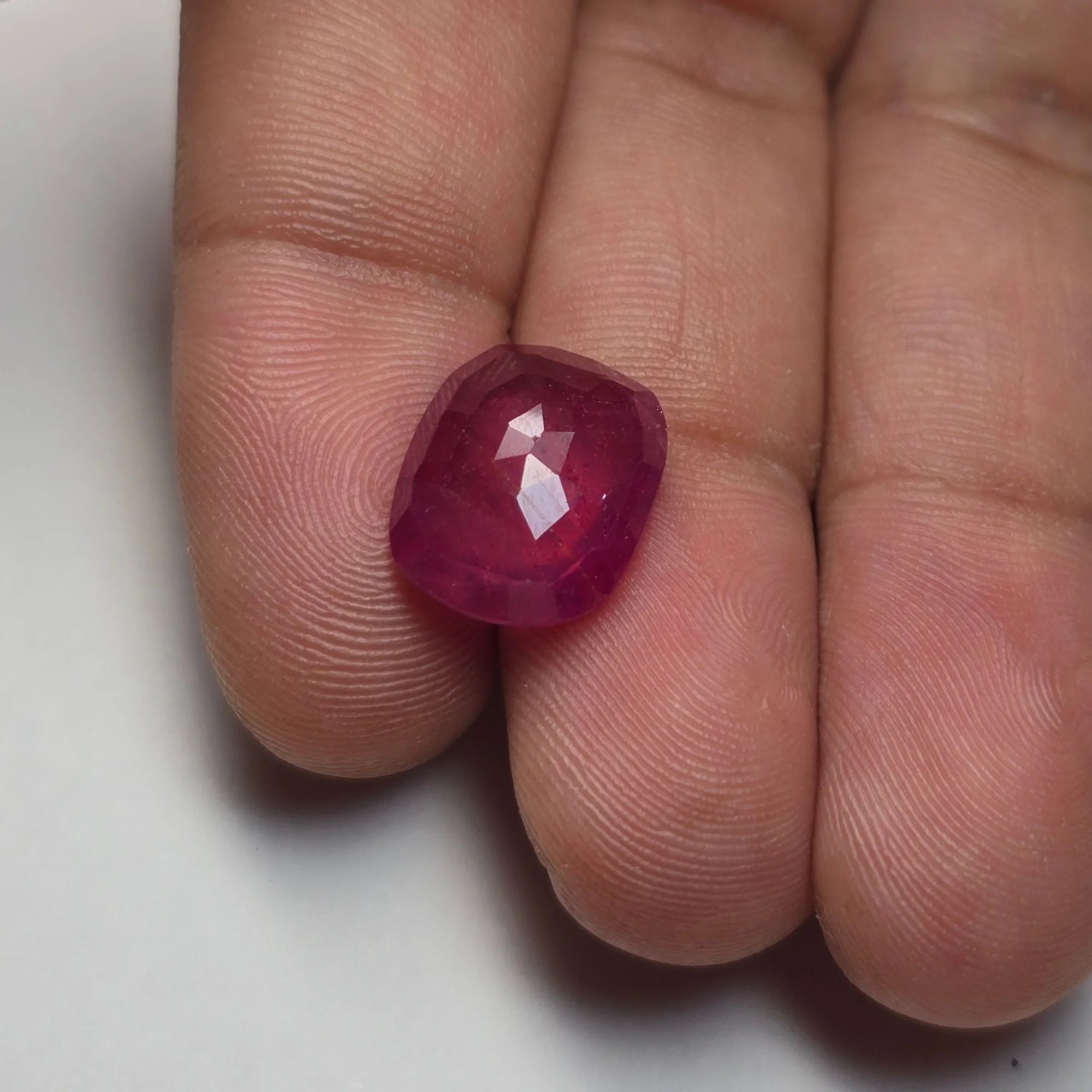 Natural Ruby (Manak) 7.64 Carats Certified Oval Faceted