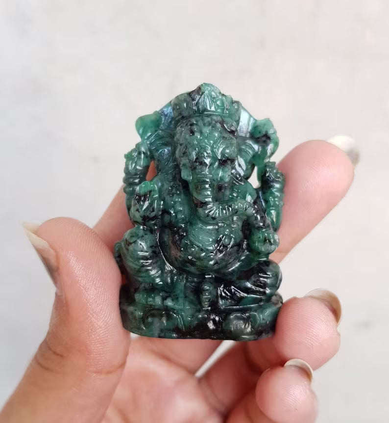 Emerald Ganesha Statue — Carved Gemstone Idol with Certificate