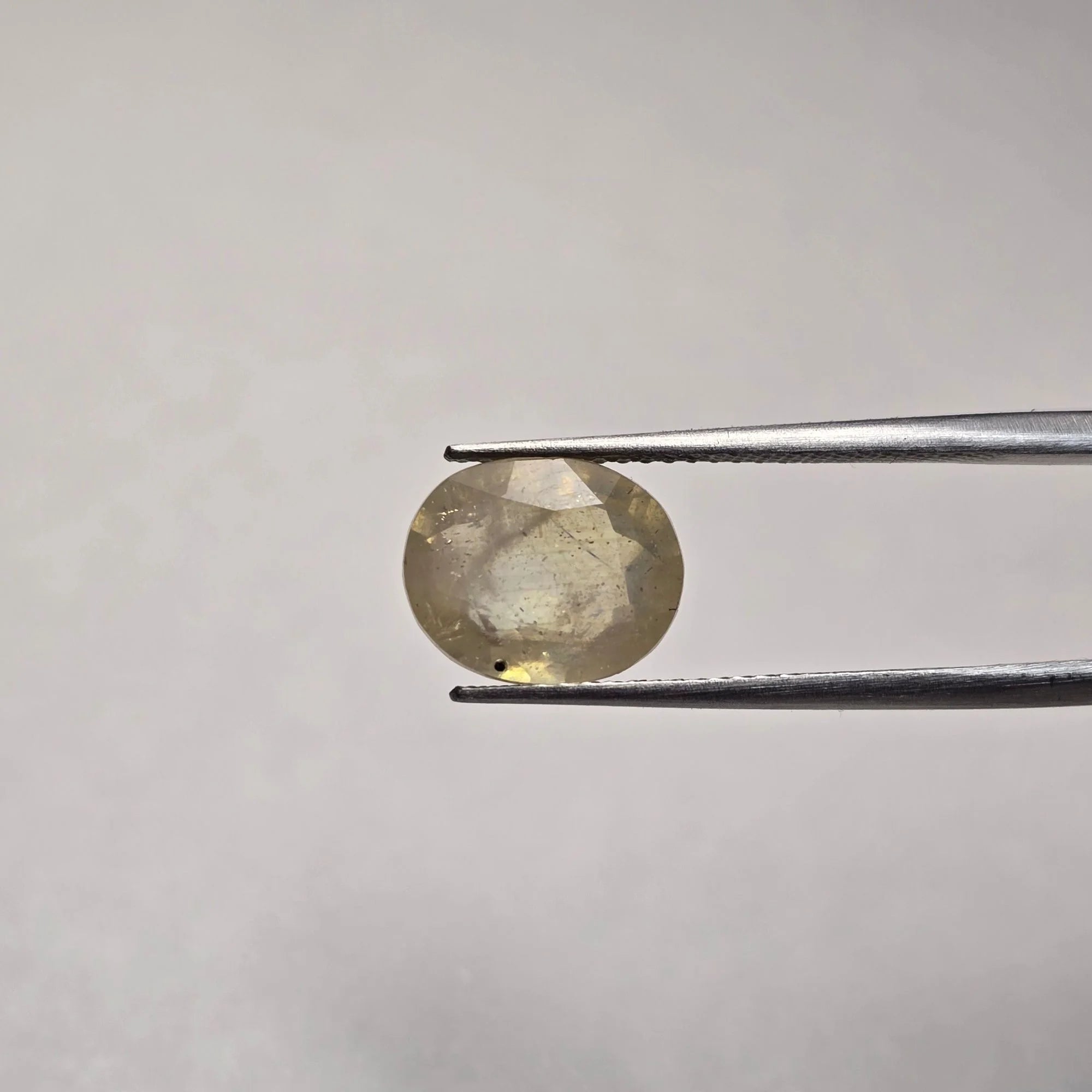 Yellow Sapphire (Pukhraj) Bangkok 4.35 Carat Certified