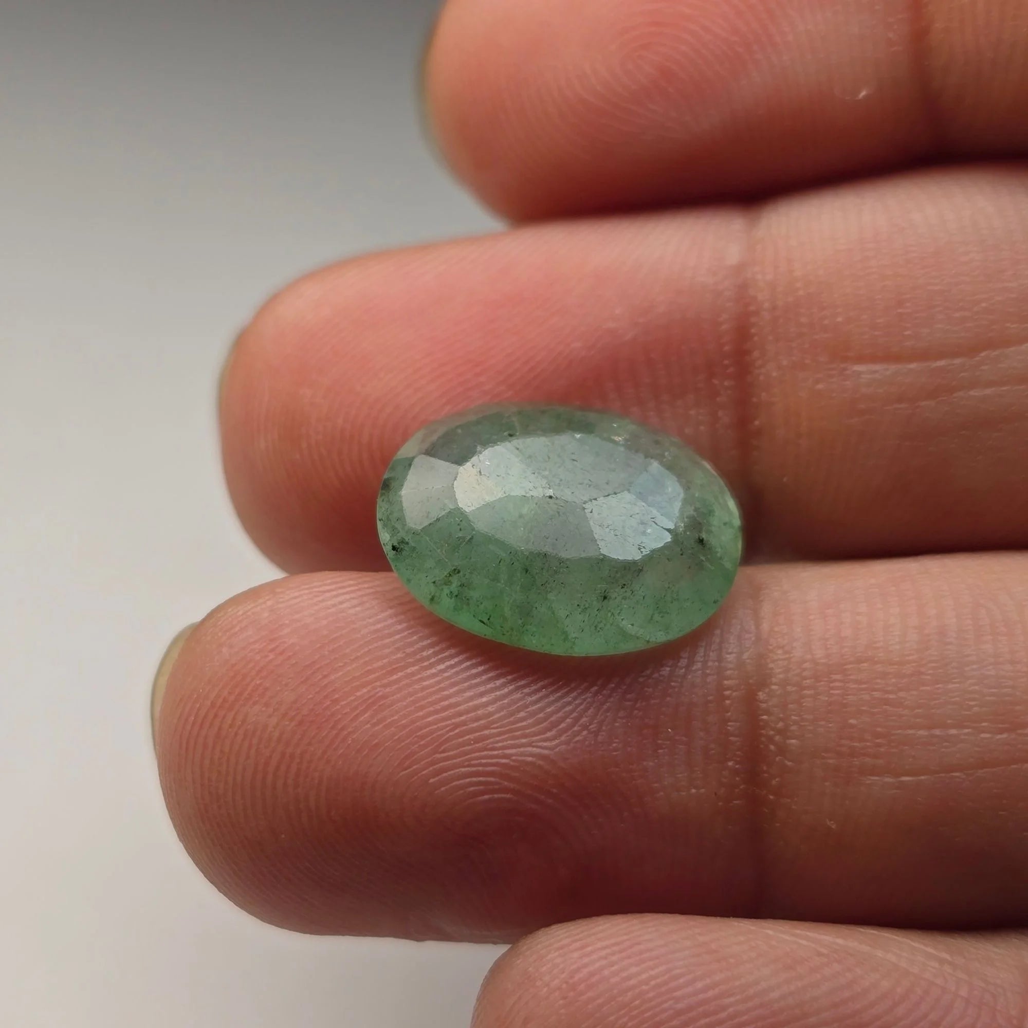 Natural Emerald (Panna) 4.68 Carats Certified Zambian Gemstone