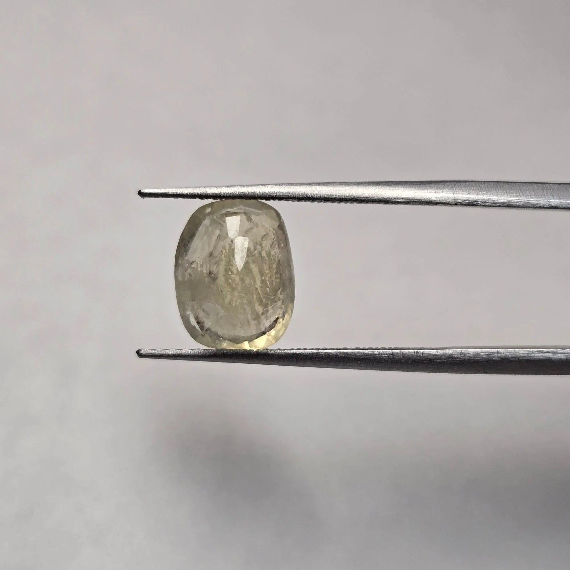 Natural Yellow Sapphire (Pukhraj) Ceylon 3.96 Carat Certified