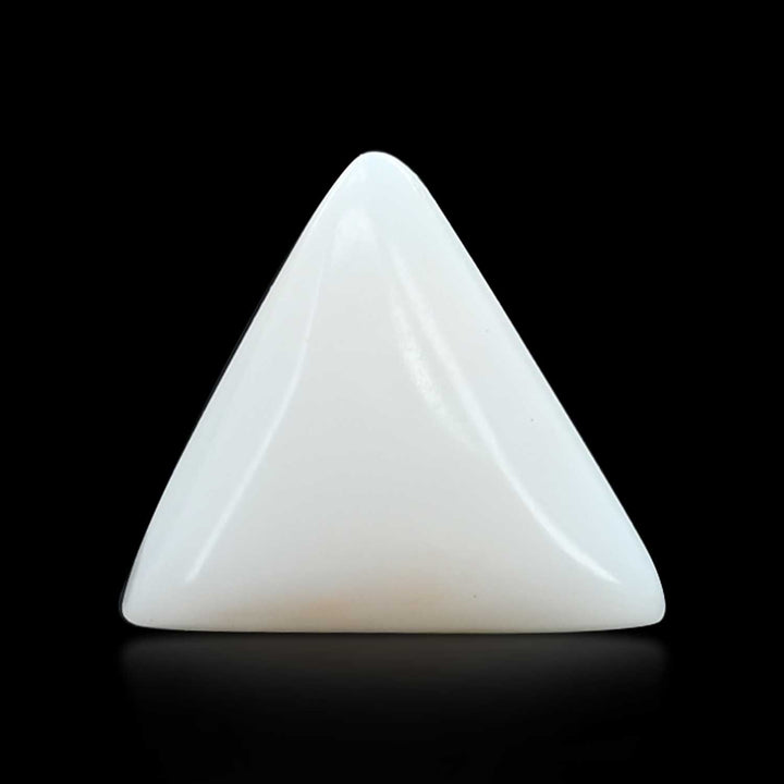 Japani White Coral 4.68 Carat