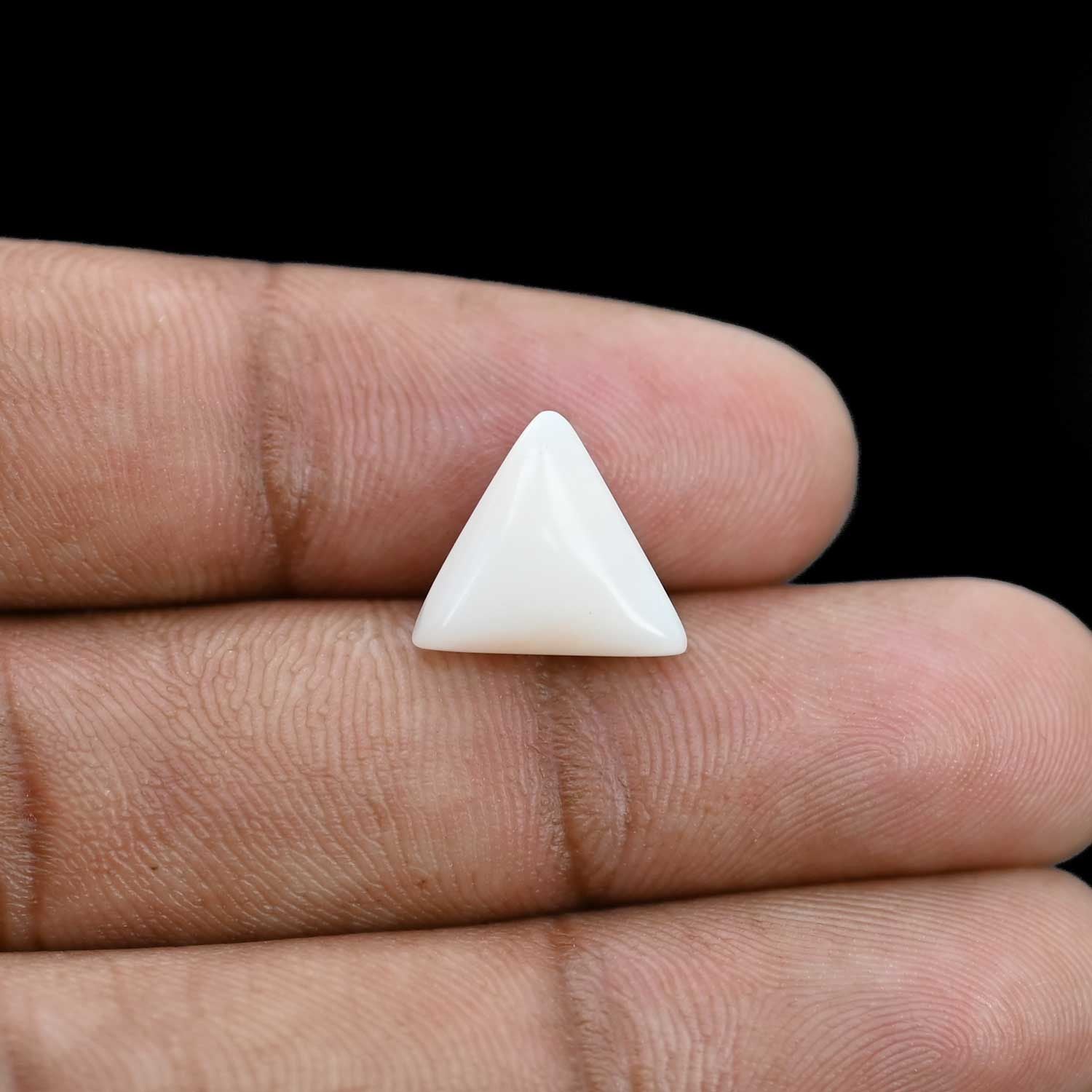 Japani White Coral 4.68 Carat