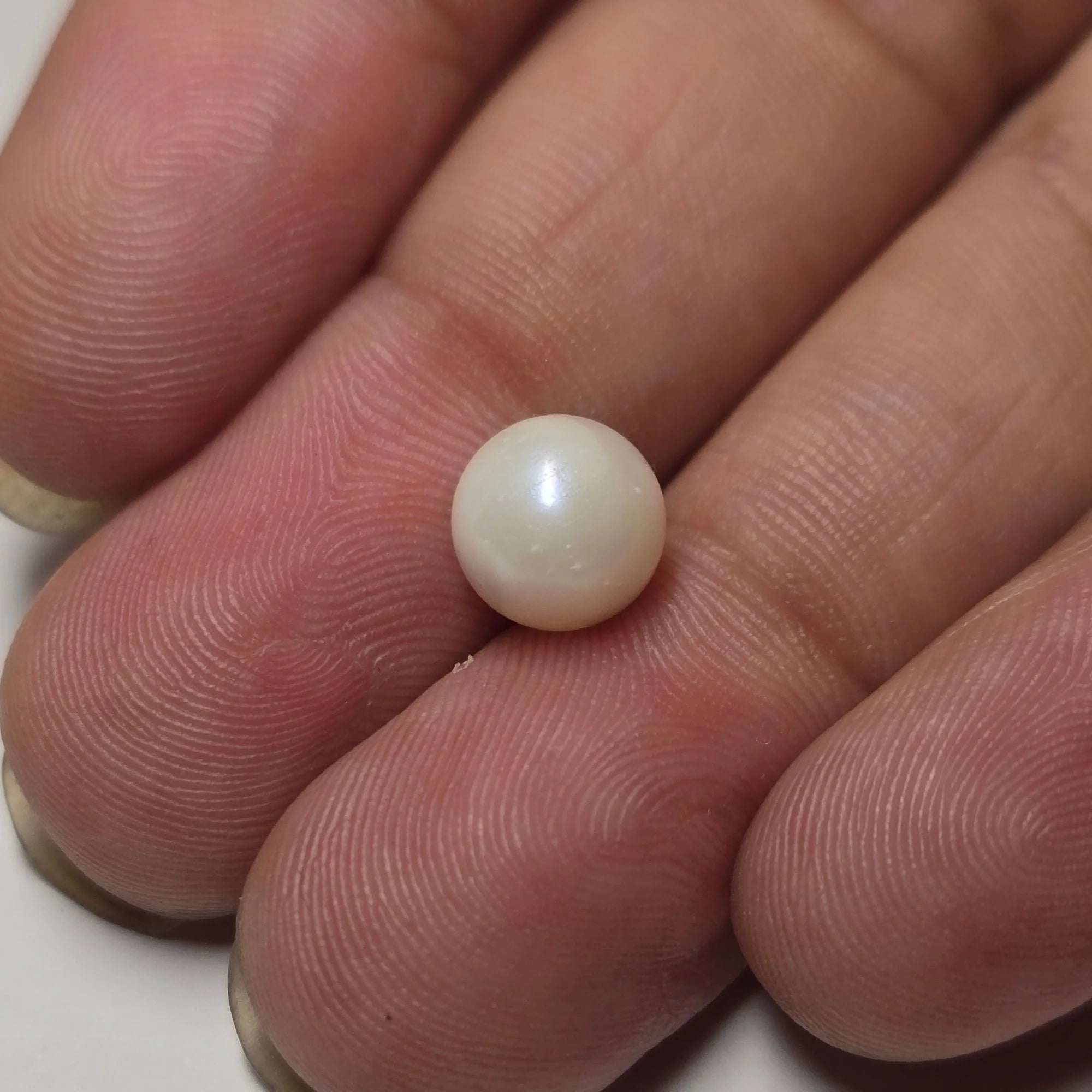 Natural South Sea Pearl (Moti) - 2.95 Carats