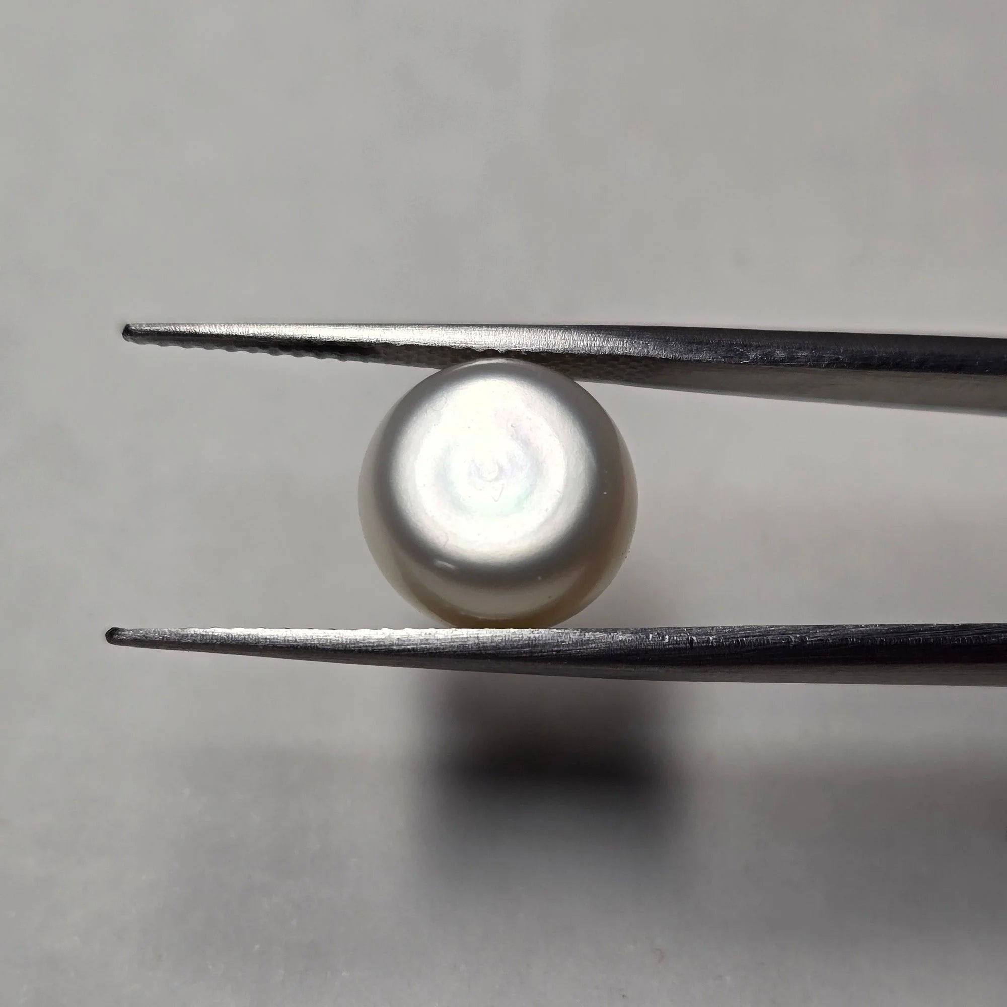 Natural Pearl Moti 7.20 Carat White Round Cabochon