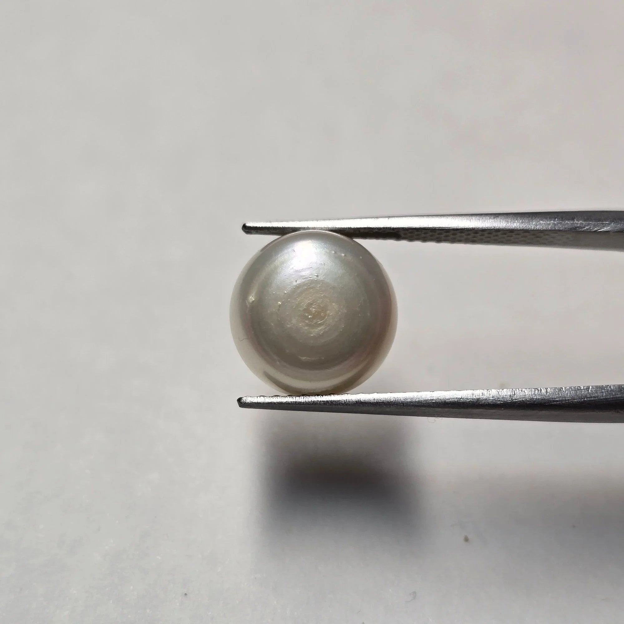 Natural Pearl Moti 6.04 Carat Round Cabochon White Gemstone