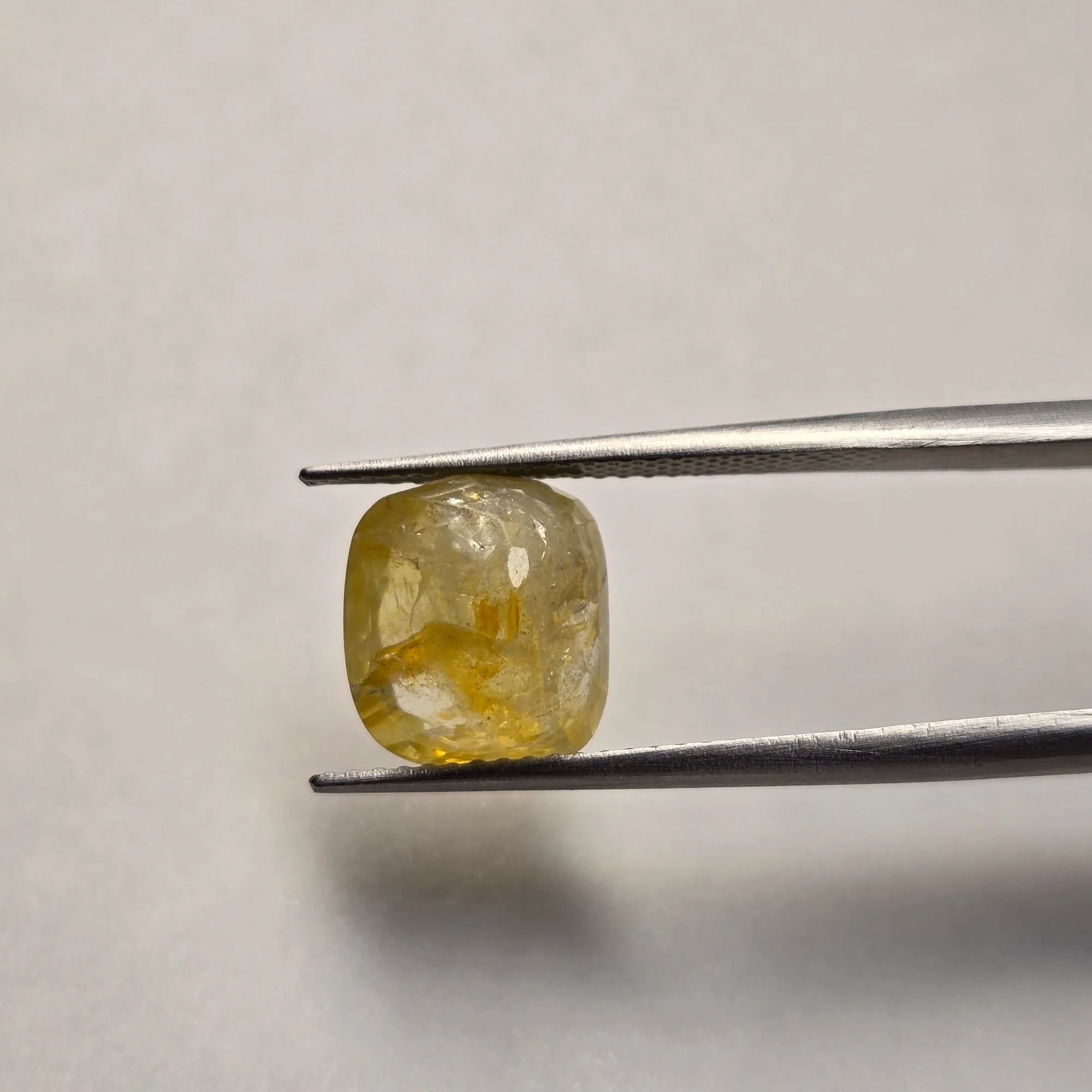 Natural Yellow Sapphire (Pukhraj) 5.60 Carat Ceylon Certified