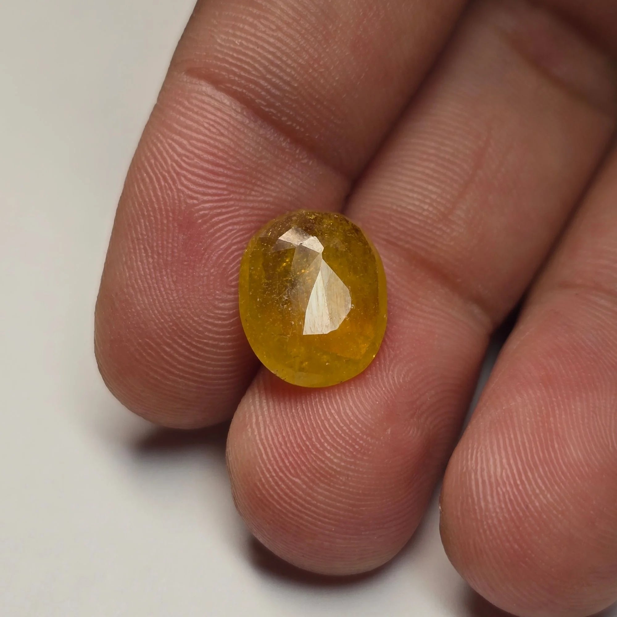 Bangkok Yellow Sapphire (Pukhraj) 5.12 Carats Certified Gemstone