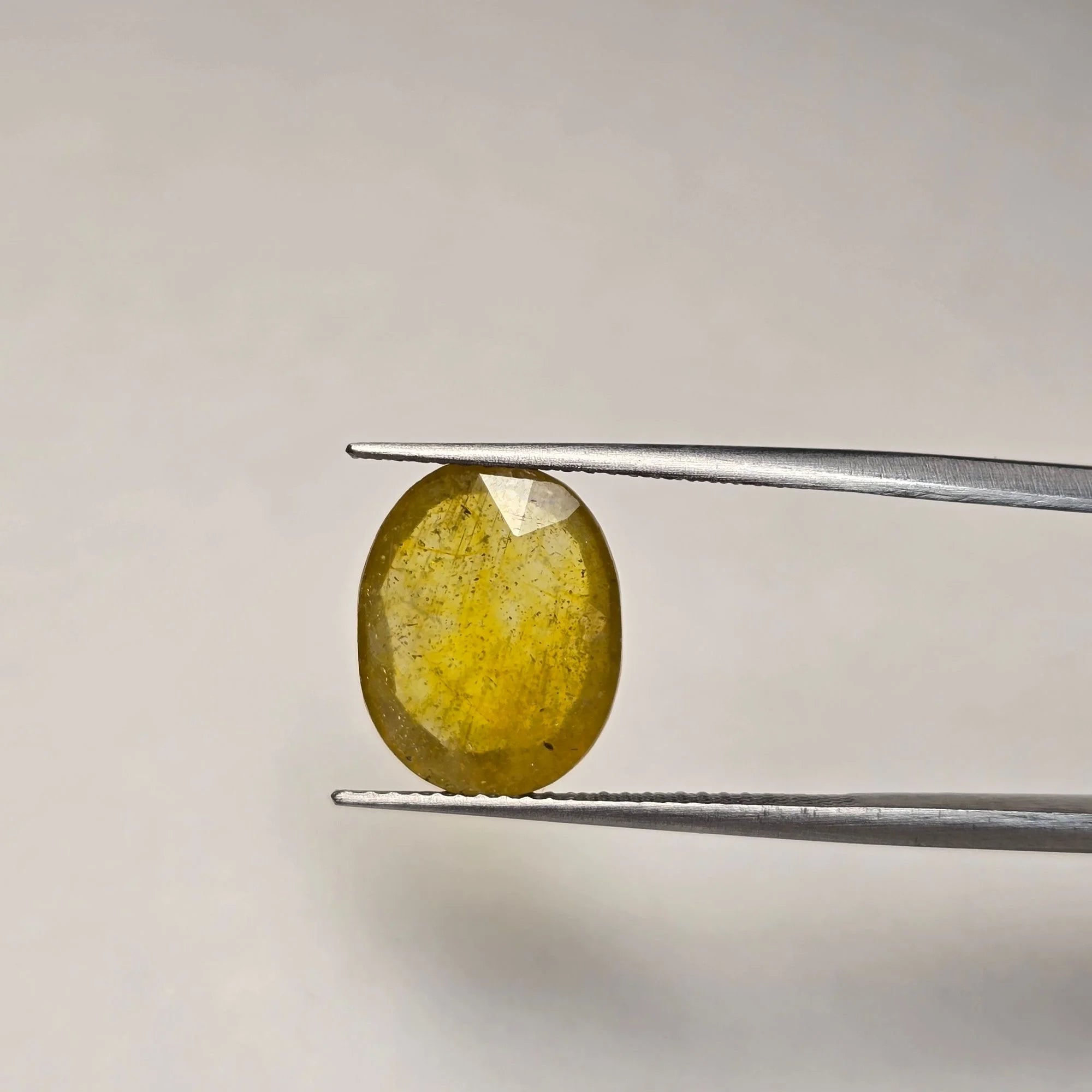 Bangkok Yellow Sapphire (Pukhraj) 5.12 Carats Certified Gemstone