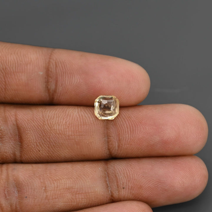 Ceylon Yellow Sapphire Carat 2.1