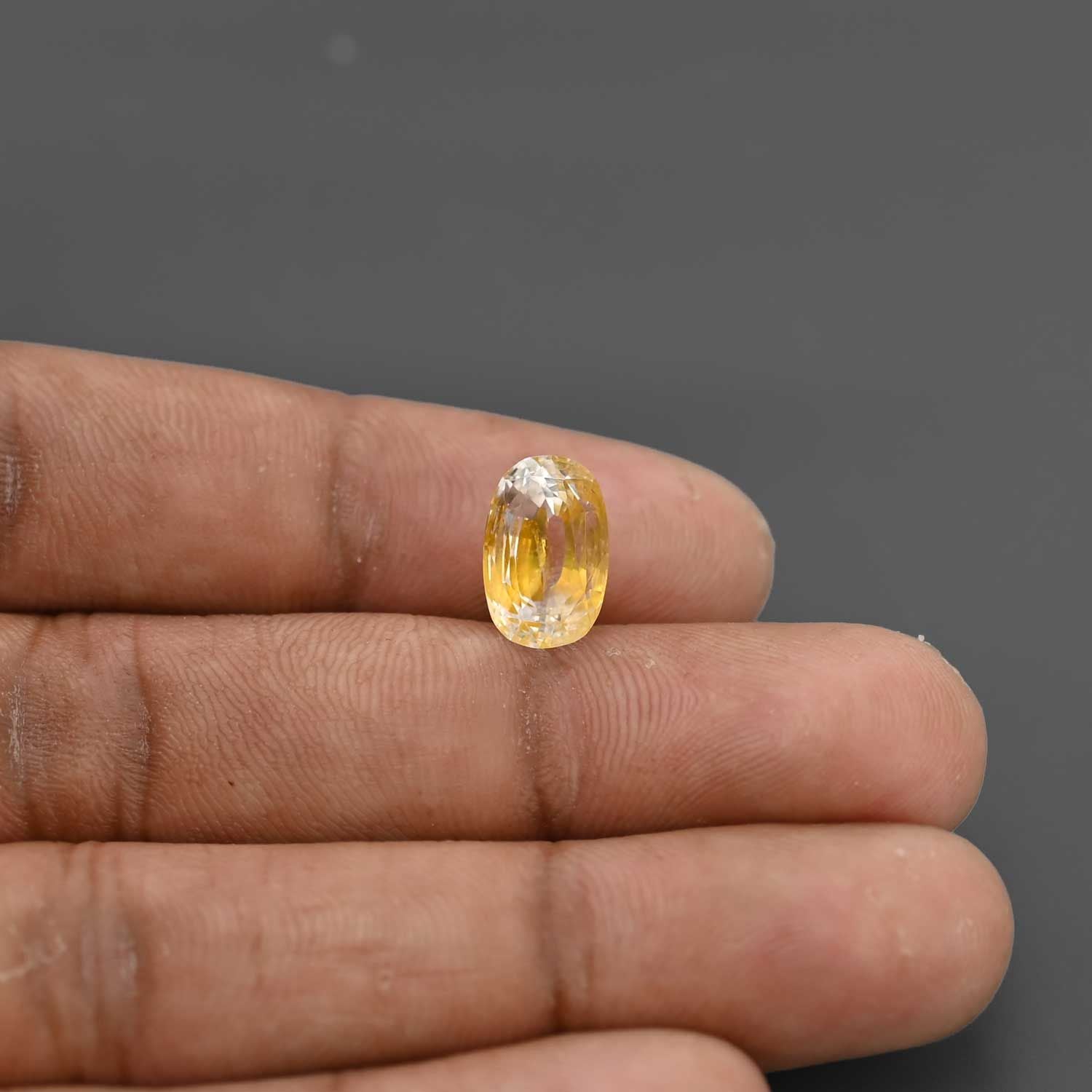 Yellow Topaz 6.01 Carat